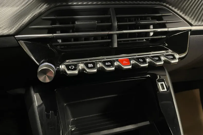 Peugeot 2008 din 2020 cu 122.019 km - oferta PEU104103 - foto 20