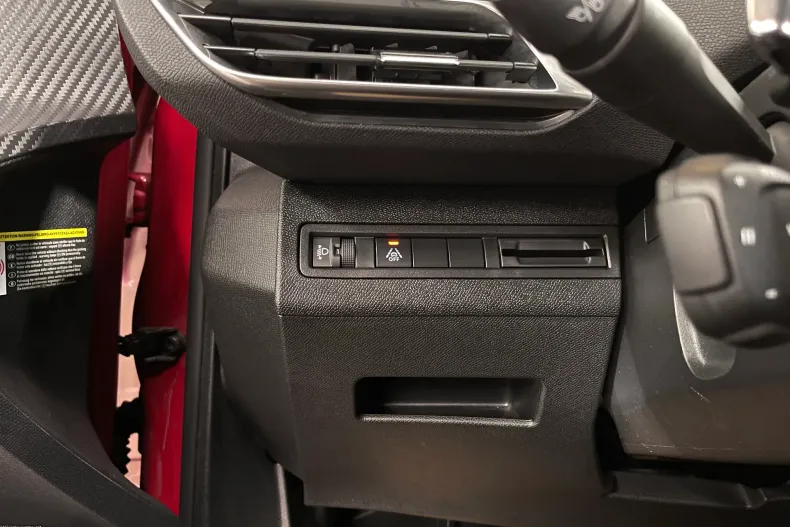 Peugeot 3008 din 2022 cu 123.902 km - oferta PEU104114 - foto 24