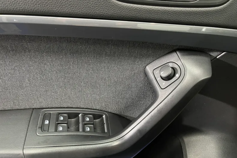 Seat Ateca din 2022 cu 156.461 km - oferta SEA104118 - foto 21