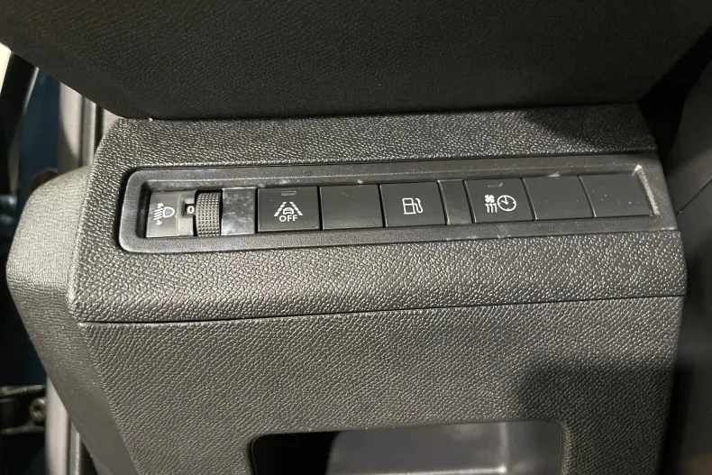 Peugeot 3008 din 2021 cu 145.795 km - oferta PEU104120 - foto 24