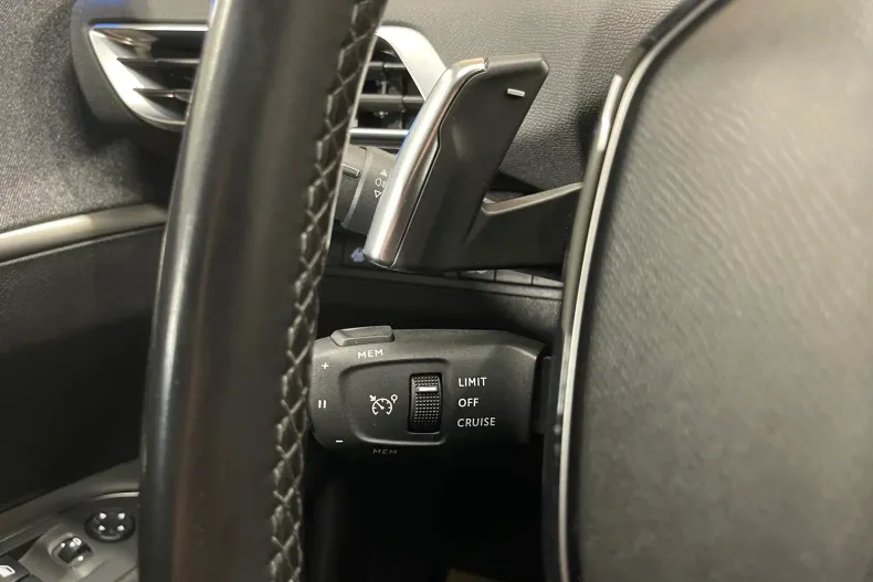 Peugeot 3008 din 2021 cu 145.795 km - oferta PEU104120 - foto 25