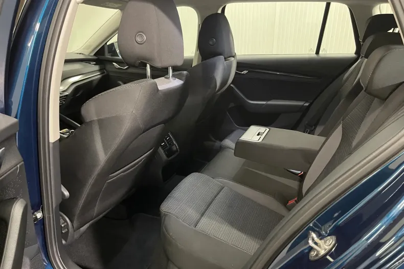 Skoda Octavia din 2021 cu 140.970 km - oferta SKO104124 - foto 10