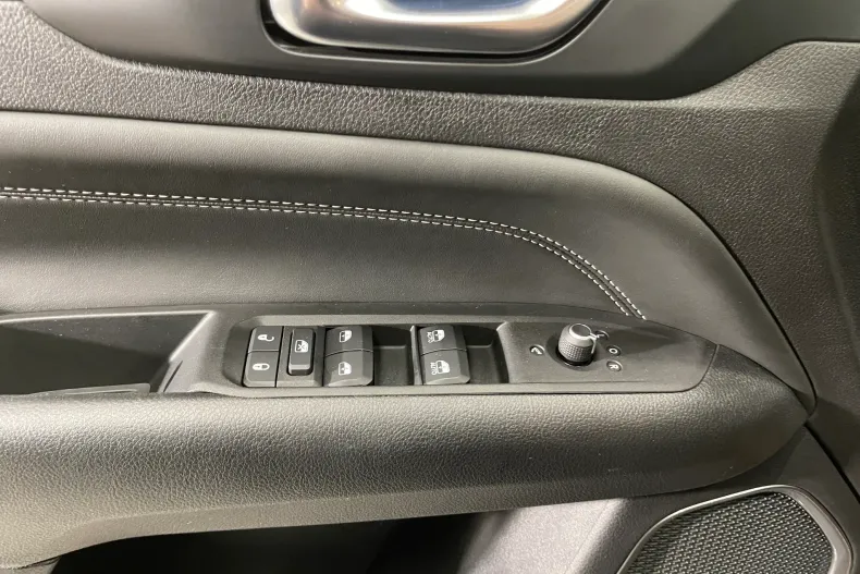 Jeep Compass din 2022 cu 125.578 km - oferta JEE104125 - foto 21