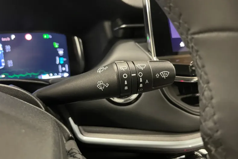 Jeep Compass din 2022 cu 125.578 km - oferta JEE104125 - foto 24