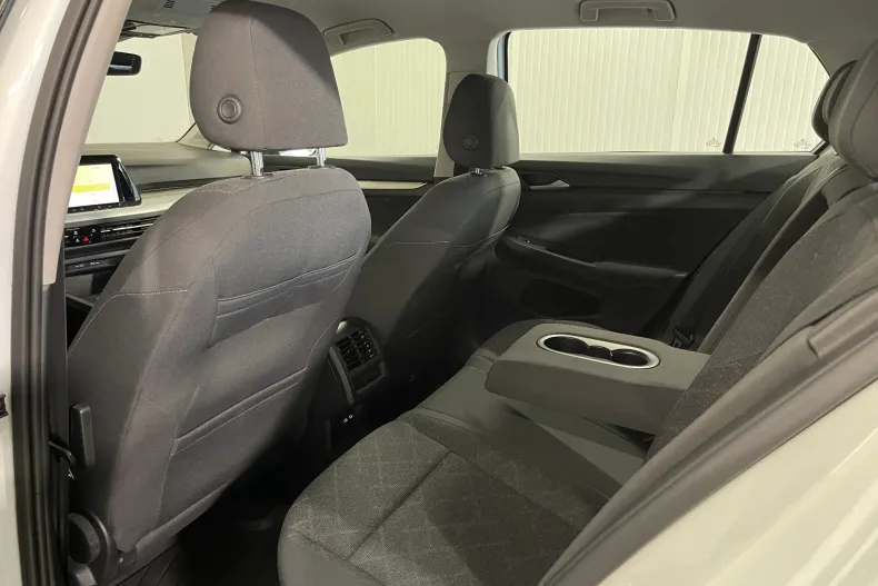 Volkswagen Golf din 2021 cu 131.667 km - oferta VOL104128 - foto 10