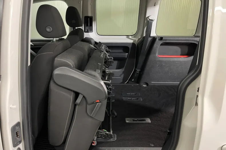 Volkswagen Caddy din 2020 cu 76.357 km - oferta VOL104130 - foto 13