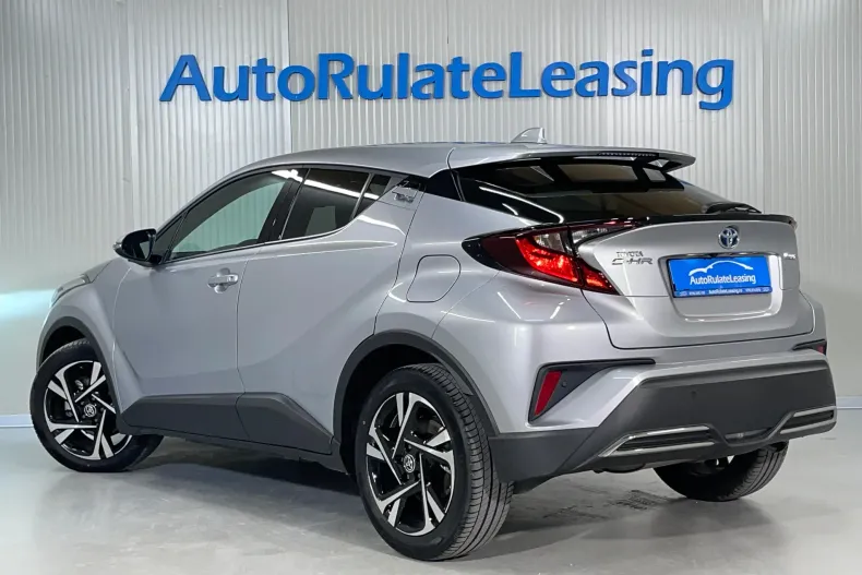 Toyota C-HR din 2024 cu 4.445 km - oferta TOY104139 - foto 4