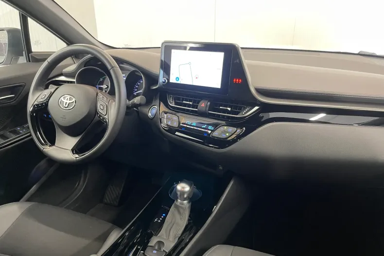 Toyota C-HR din 2024 cu 4.445 km - oferta TOY104139 - foto 8