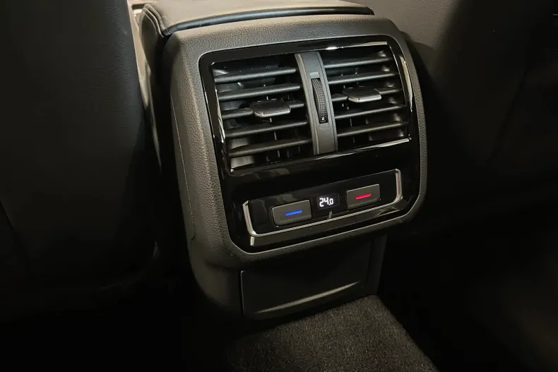 Volkswagen Passat din 2019 cu 153.330 km - oferta VOL104154 - foto 22