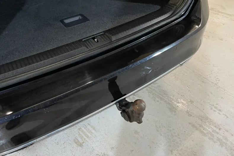 Volkswagen Passat din 2019 cu 153.330 km - oferta VOL104154 - foto 29