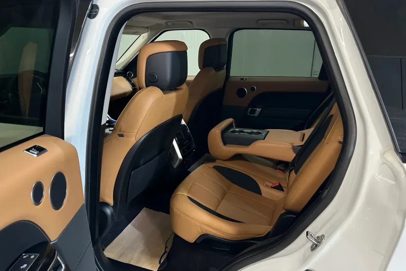 Land Rover Range Rover Sport din 2019 cu 90.038 km - oferta LAN104155 - foto 11