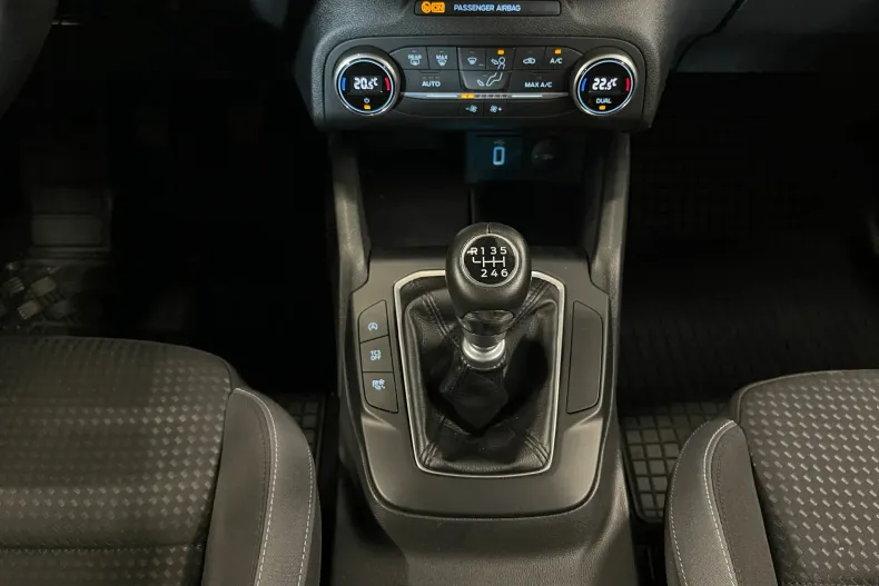 Ford Focus din 2020 cu 95.896 km - oferta FOR104170 - foto 24