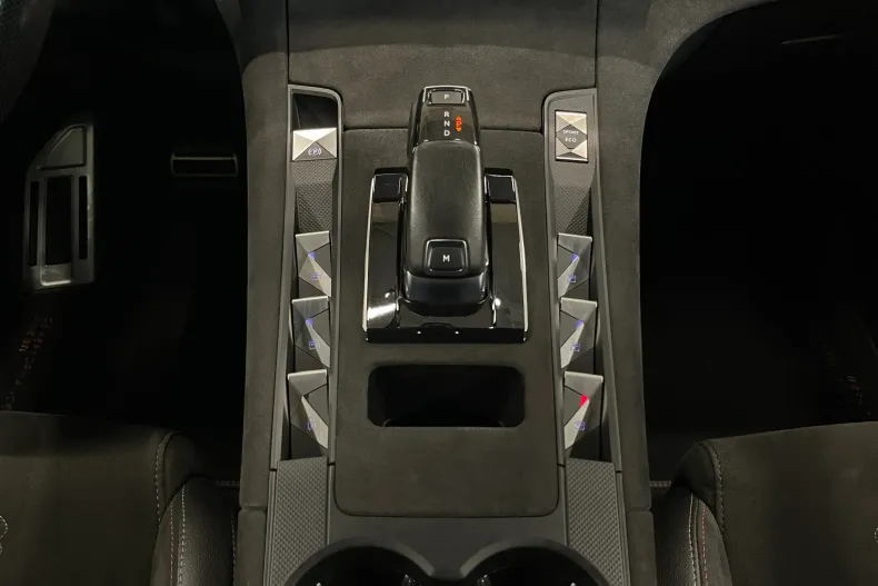 DS Automobiles DS 7 Crossback din 2020 cu 110.820 km - oferta DSA104189 - foto 21