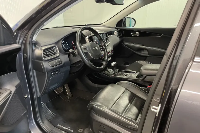 Kia Sorento din 2020 cu 146.698 km - oferta KIA104192 - foto 5
