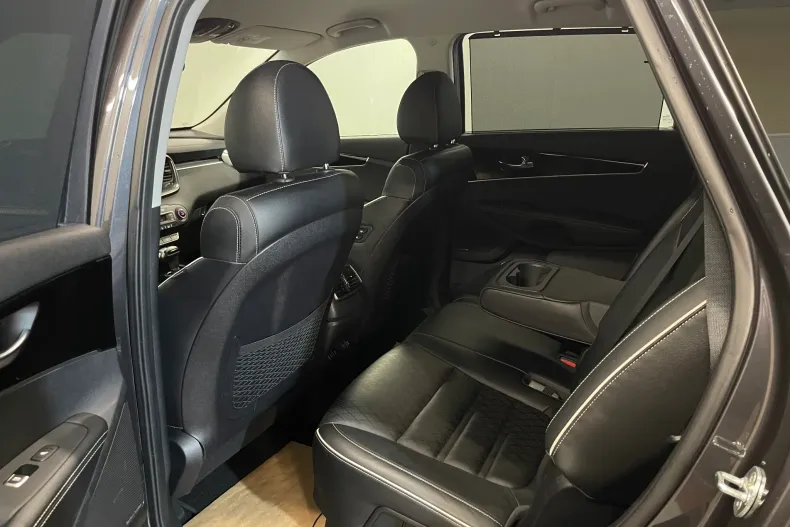 Kia Sorento din 2020 cu 146.698 km - oferta KIA104192 - foto 11