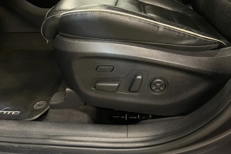 Kia Sorento din 2020 cu 146.698 km - oferta KIA104192 - foto 24