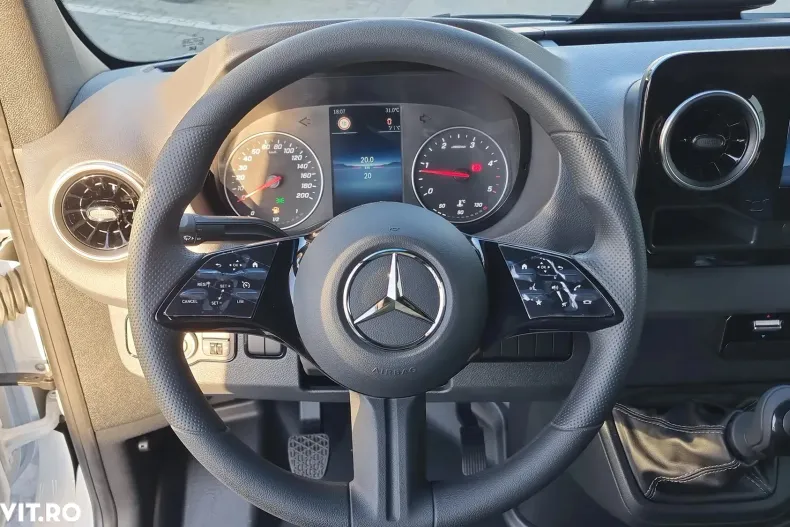 Mercedes-Benz Sprinter din 2024 cu 7 km - oferta MER104196 - foto 15