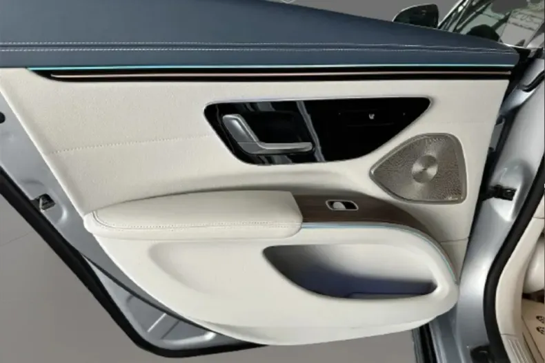 Mercedes-Benz EQS din 2021 cu 51.000 km - oferta MER104205 - foto 12