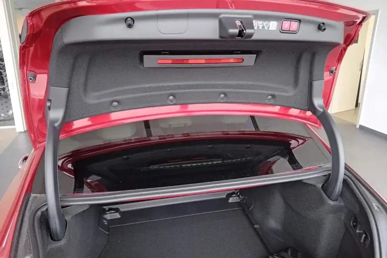 Mercedes-Benz C din 2023 cu 13.000 km - oferta MER104207 - foto 11