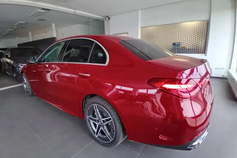 Mercedes-Benz C din 2023 cu 13.000 km - oferta MER104207 - foto 12