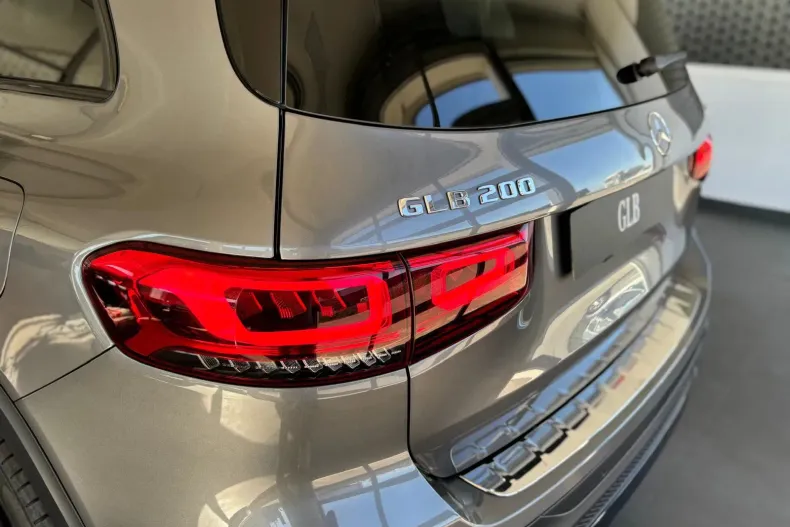 Mercedes-Benz GLB din 2023 cu 8.500 km - oferta MER104212 - foto 10