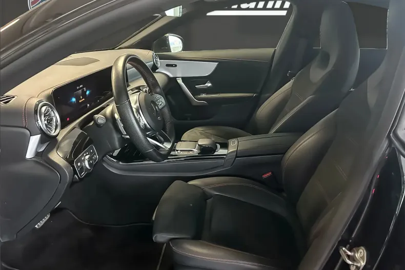 Mercedes-Benz CLA din 2021 cu 30.000 km - oferta MER104229 - foto 9