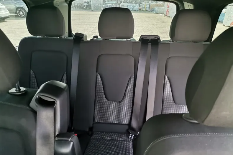 Mercedes-Benz V din 2021 cu 45.000 km - oferta MER104243 - foto 17