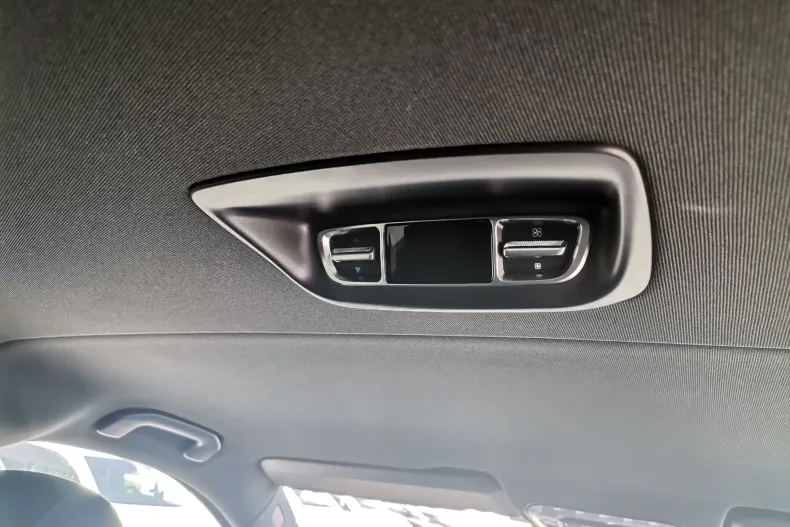 Mercedes-Benz V din 2021 cu 45.000 km - oferta MER104243 - foto 18