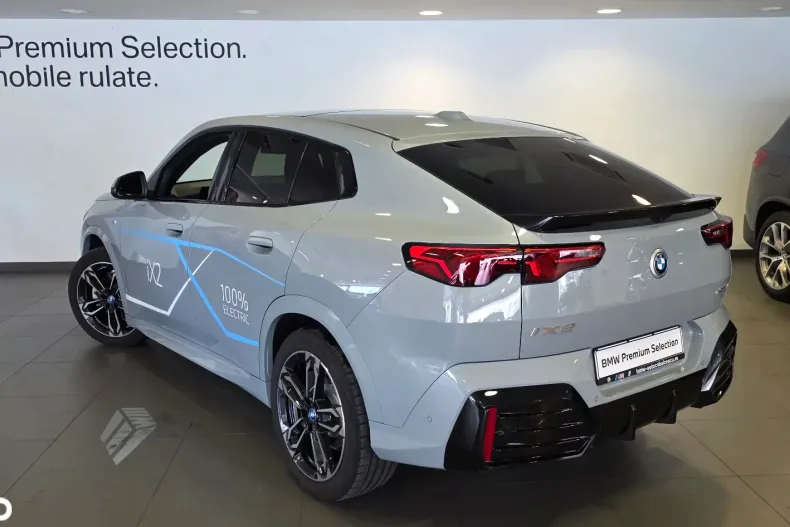 BMW iX2 din 2025 cu 4.000 km - oferta BMW104255 - foto 4