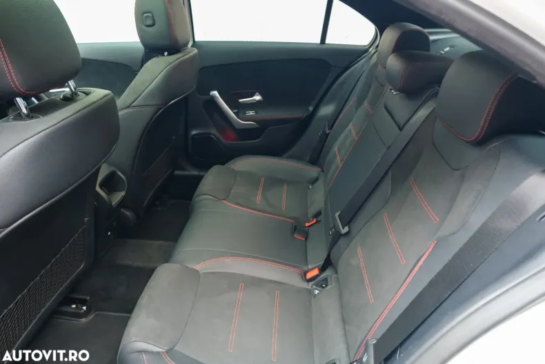 Mercedes-Benz A din 2024 cu 13.000 km - oferta MER104271 - foto 18