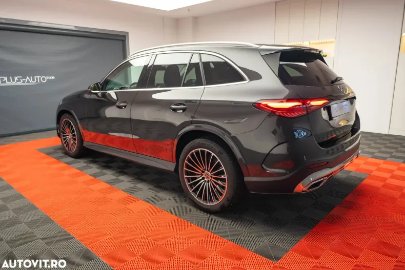 Mercedes-Benz GLC din 2024 cu 12.100 km - oferta MER104272 - foto 4