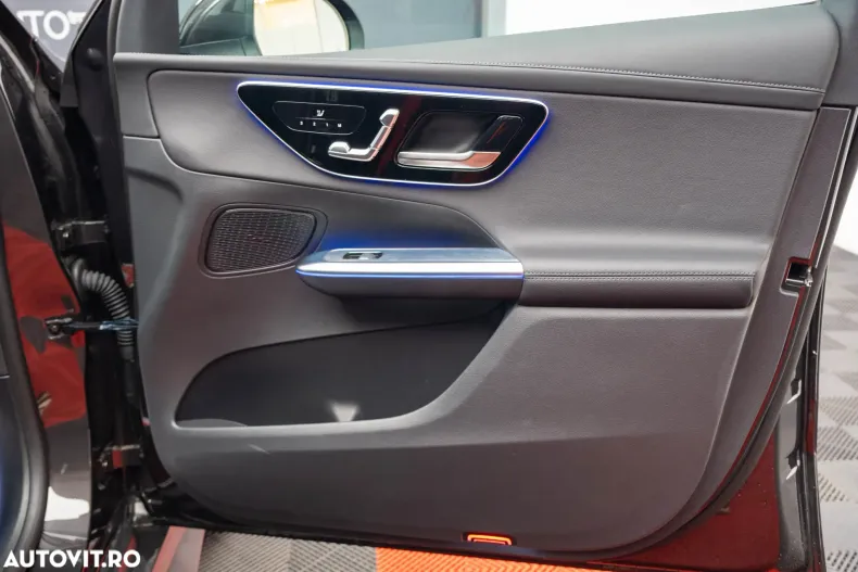 Mercedes-Benz GLC din 2024 cu 12.100 km - oferta MER104272 - foto 20