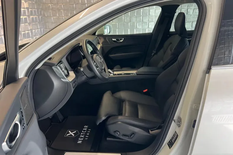 Volvo XC60 din 2021 cu 47.052 km - oferta VOL104306 - foto 12