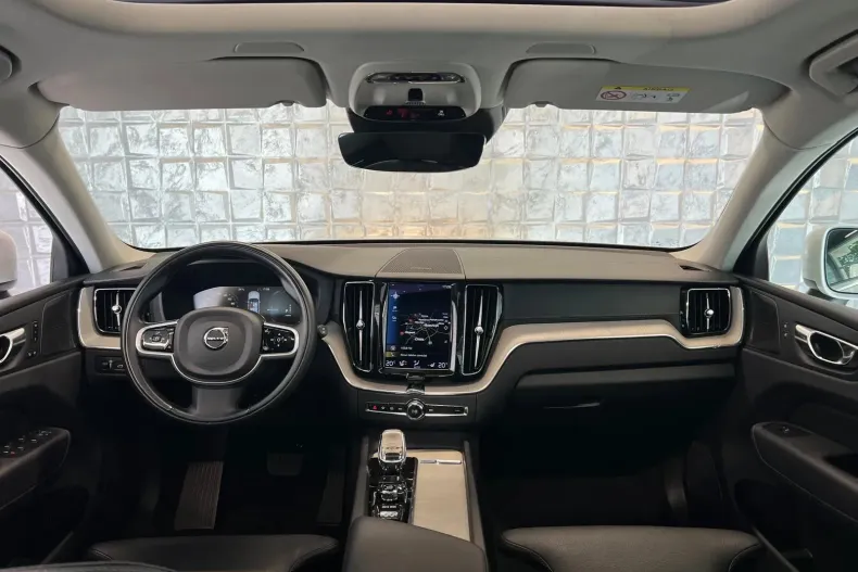 Volvo XC60 din 2021 cu 47.052 km - oferta VOL104306 - foto 14