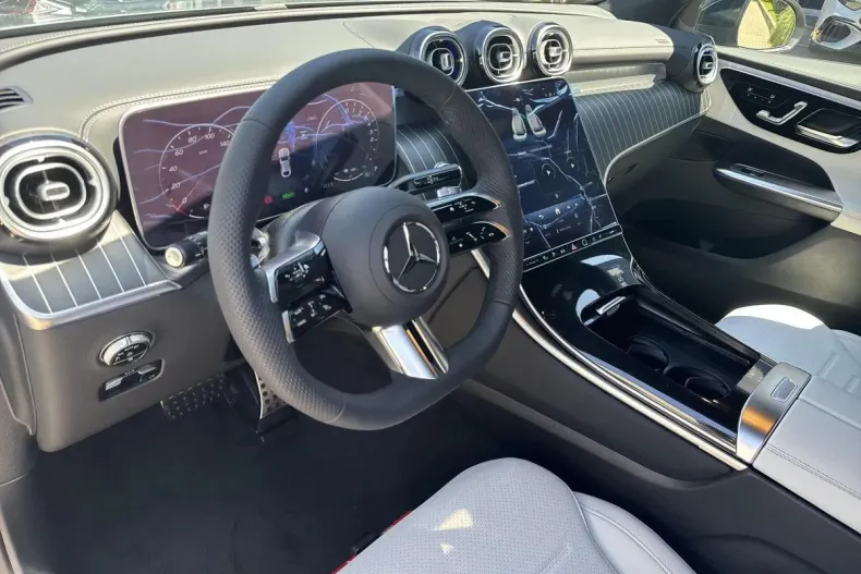 Mercedes-Benz GLC Coupe din 2025 cu 6.000 km - oferta MER104318 - foto 9