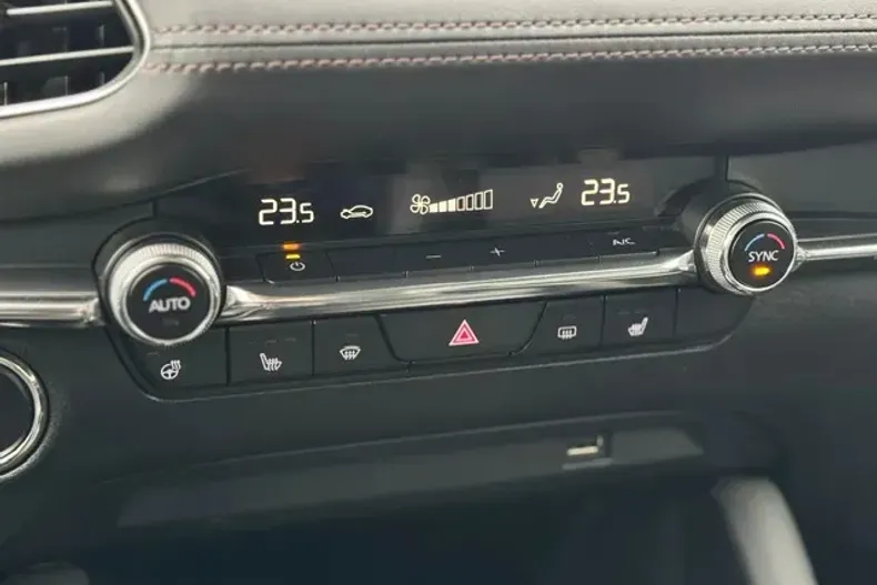 Mazda 3 din 2020 cu 92.000 km - oferta MAZ104324 - foto 17