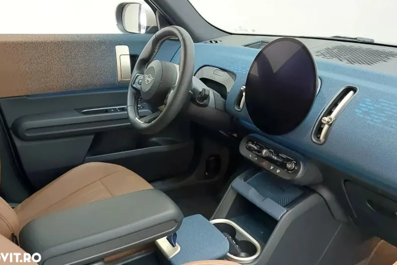 MINI Countryman din 2023 cu 12.714 km - oferta MIN104325 - foto 14