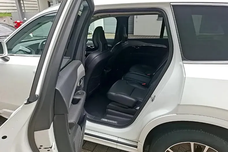 Volvo XC90 din 2020 cu 69.720 km - oferta VOL104329 - foto 6