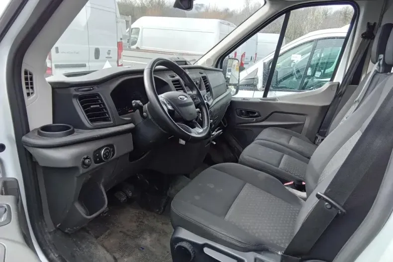 Ford Transit din 2022 cu 48.721 km - oferta FOR104332 - foto 5