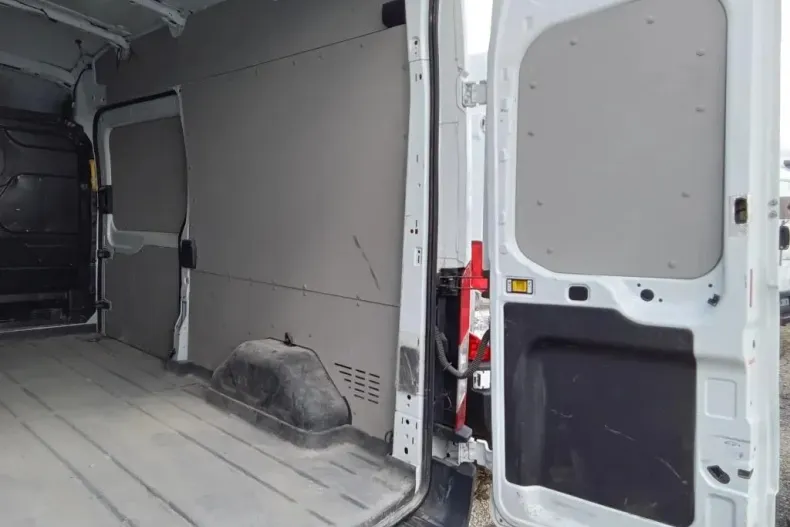 Ford Transit din 2022 cu 40.088 km - oferta FOR104333 - foto 6