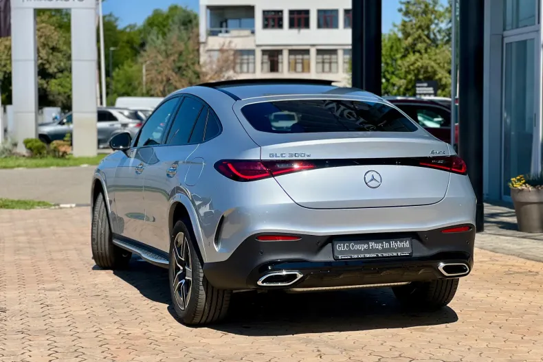 Mercedes-Benz GLC Coupe din 2025 cu 3 km - oferta MER104348 - foto 3