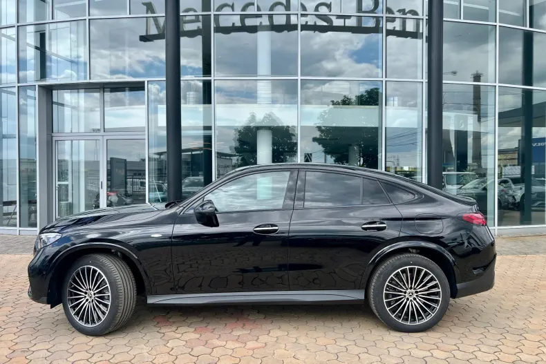 Mercedes-Benz GLC Coupe din 2025 cu 3 km - oferta MER104352 - foto 2