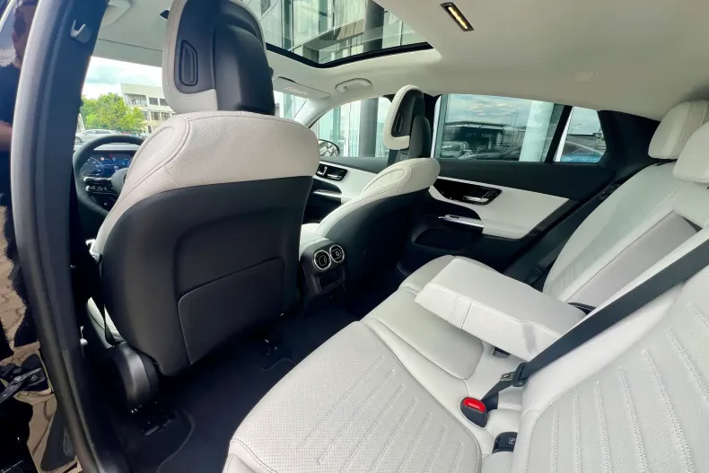 Mercedes-Benz GLC Coupe din 2025 cu 3 km - oferta MER104352 - foto 14