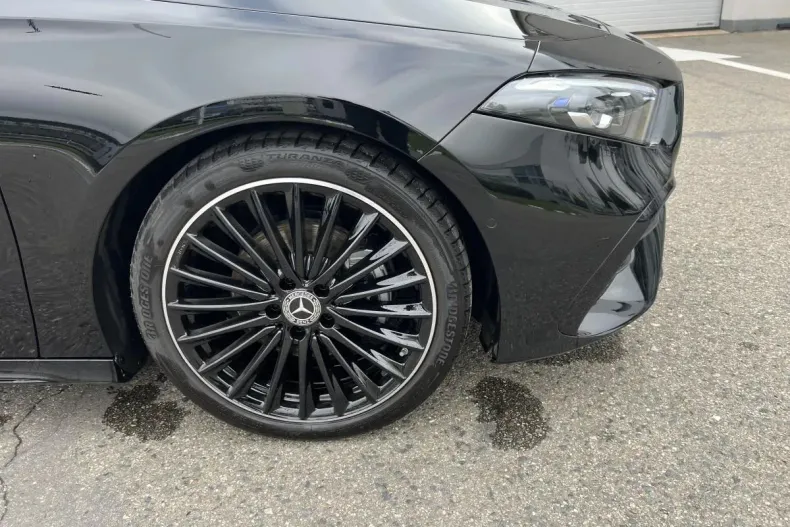 Mercedes-Benz A din 2023 cu 13.277 km - oferta MER104361 - foto 16