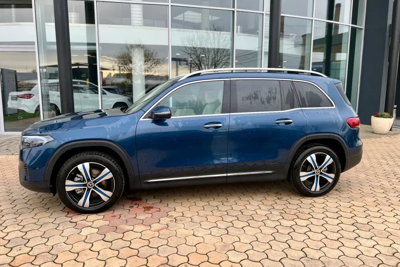 Mercedes-Benz EQB din 2023 cu 5.000 km - oferta MER104365 - foto 3