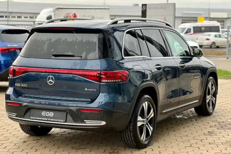 Mercedes-Benz EQB din 2023 cu 5.000 km - oferta MER104365 - foto 6