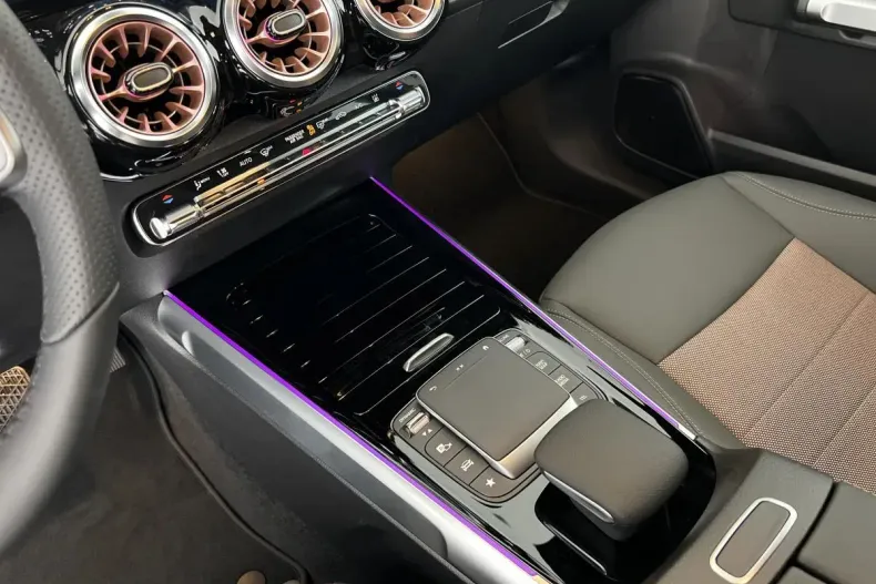 Mercedes-Benz EQB din 2023 cu 13.681 km - oferta MER104366 - foto 16