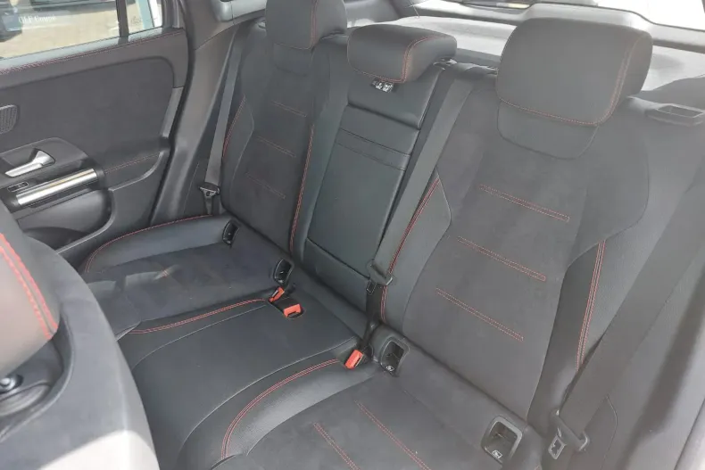 Mercedes-Benz EQA din 2022 cu 32.000 km - oferta MER104369 - foto 22