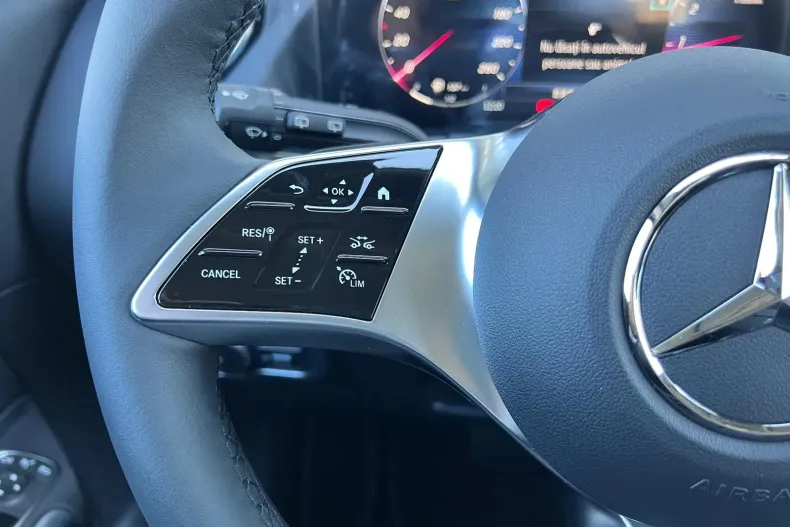 Mercedes-Benz GLA din 2025 cu 10 km - oferta MER104373 - foto 9