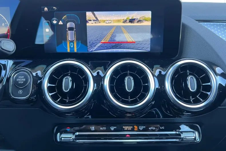 Mercedes-Benz GLA din 2025 cu 10 km - oferta MER104373 - foto 11